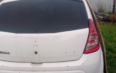 Renault Sandero I, 2011 год, 90 000 рублей, 4 фотография