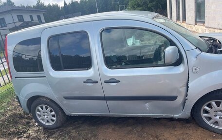 Renault Kangoo II рестайлинг, 2008 год, 230 000 рублей, 7 фотография