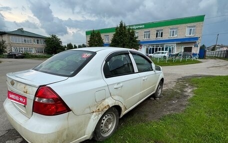 Chevrolet Aveo III, 2011 год, 150 000 рублей, 2 фотография