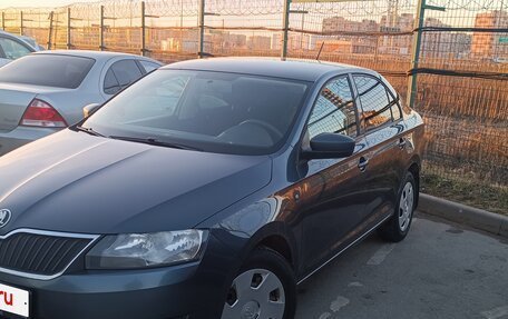 Skoda Rapid I, 2015 год, 350 000 рублей, 2 фотография