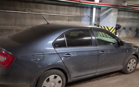 Skoda Rapid I, 2015 год, 350 000 рублей, 5 фотография