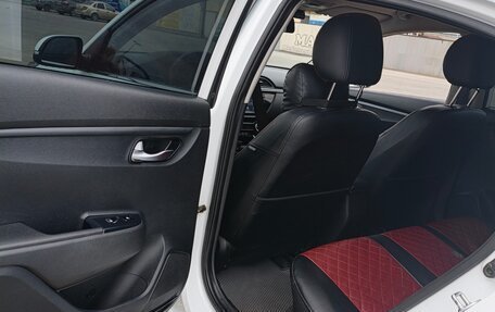 KIA Rio IV, 2018 год, 1 250 000 рублей, 12 фотография