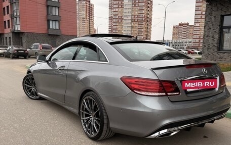 Mercedes-Benz E-Класс, 2015 год, 2 100 000 рублей, 4 фотография