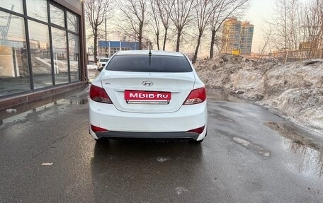 Hyundai Solaris II рестайлинг, 2016 год, 650 000 рублей, 4 фотография