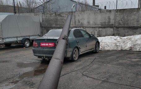 Toyota Avensis III рестайлинг, 1997 год, 100 000 рублей, 3 фотография