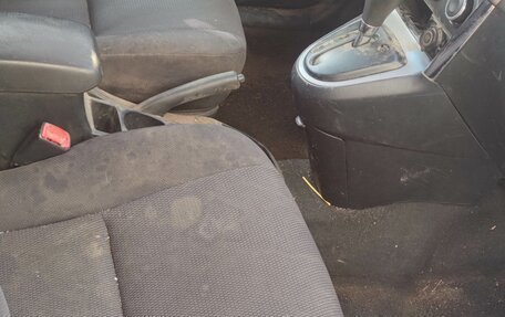 Pontiac Vibe II, 2005 год, 250 000 рублей, 11 фотография