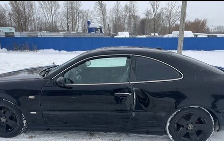 Mercedes-Benz CLK-Класс, 1999 год, 200 000 рублей, 2 фотография