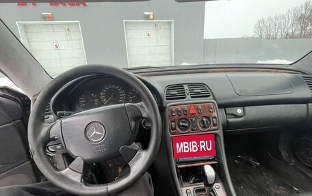 Mercedes-Benz CLK-Класс, 1999 год, 200 000 рублей, 3 фотография