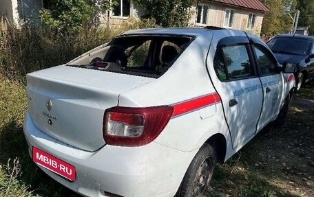 Renault Logan II, 2017 год, 90 000 рублей, 3 фотография