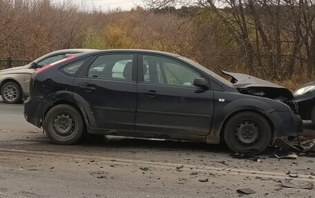 Ford Focus II рестайлинг, 2005 год, 105 000 рублей, 3 фотография