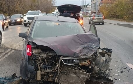 Ford Focus II рестайлинг, 2005 год, 105 000 рублей, 2 фотография