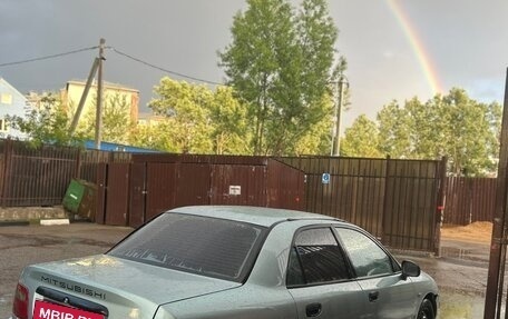 Mitsubishi Carisma I, 2002 год, 130 000 рублей, 4 фотография