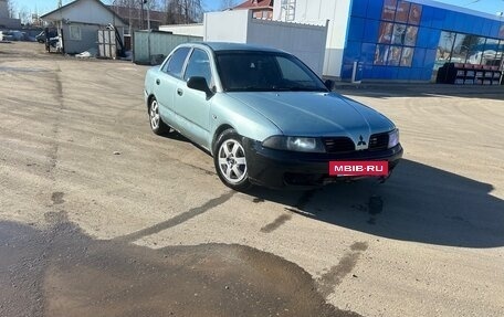 Mitsubishi Carisma I, 2002 год, 130 000 рублей, 3 фотография