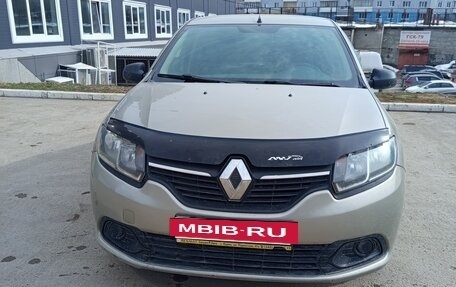 Renault Logan II, 2016 год, 300 000 рублей, 3 фотография