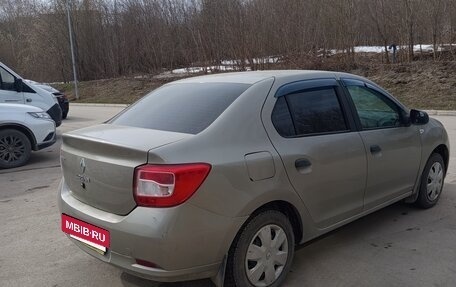 Renault Logan II, 2016 год, 300 000 рублей, 6 фотография