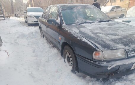 Nissan Primera II рестайлинг, 1991 год, 90 000 рублей, 2 фотография