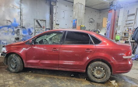 Volkswagen Polo VI (EU Market), 2011 год, 300 000 рублей, 3 фотография