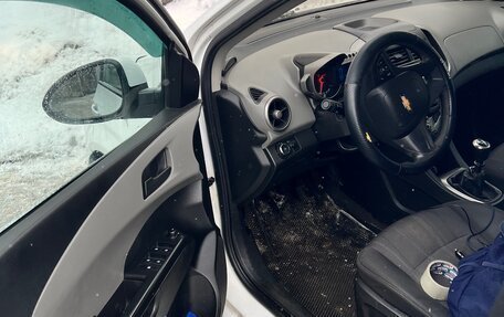 Chevrolet Aveo III, 2013 год, 500 000 рублей, 5 фотография