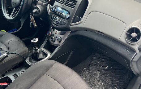 Chevrolet Aveo III, 2013 год, 500 000 рублей, 6 фотография