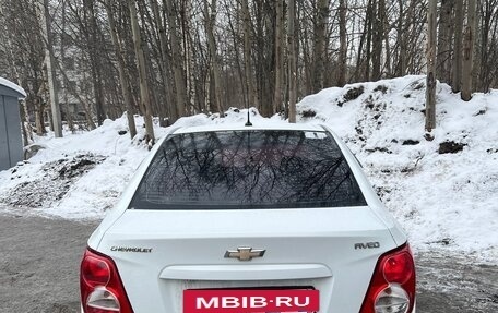 Chevrolet Aveo III, 2013 год, 500 000 рублей, 3 фотография