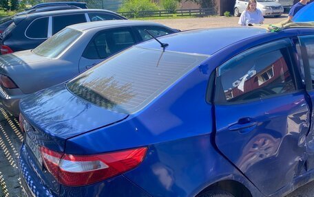 KIA Rio III рестайлинг, 2011 год, 300 000 рублей, 2 фотография