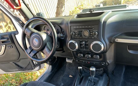Jeep Wrangler, 2010 год, 2 800 000 рублей, 13 фотография