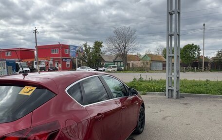 Opel Astra J, 2011 год, 650 000 рублей, 3 фотография