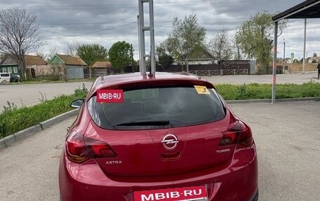 Opel Astra J, 2011 год, 650 000 рублей, 2 фотография