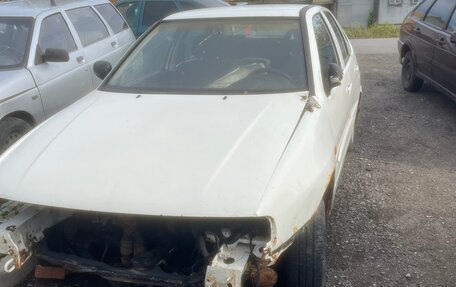 Volkswagen Polo III рестайлинг, 1998 год, 40 000 рублей, 1 фотография