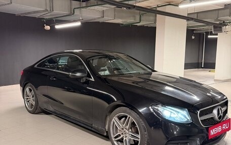 Mercedes-Benz E-Класс, 2017 год, 3 100 000 рублей, 4 фотография