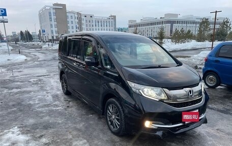 Honda Stepwgn IV, 2015 год, 1 790 000 рублей, 5 фотография