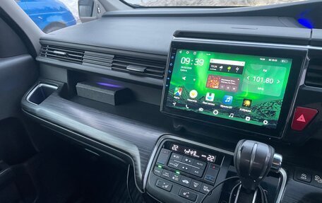 Honda Stepwgn IV, 2015 год, 1 790 000 рублей, 12 фотография