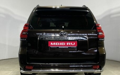 Toyota Land Cruiser Prado 150 рестайлинг 2, 2018 год, 5 500 000 рублей, 8 фотография