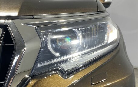 Toyota Land Cruiser Prado 150 рестайлинг 2, 2018 год, 5 500 000 рублей, 13 фотография