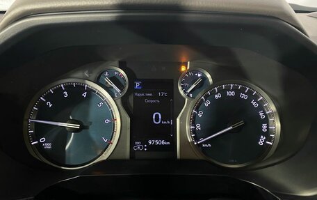 Toyota Land Cruiser Prado 150 рестайлинг 2, 2018 год, 5 500 000 рублей, 16 фотография