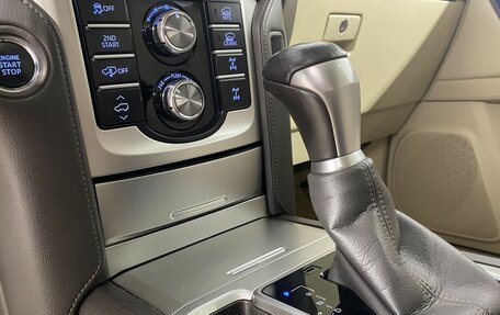 Toyota Land Cruiser Prado 150 рестайлинг 2, 2018 год, 5 500 000 рублей, 19 фотография