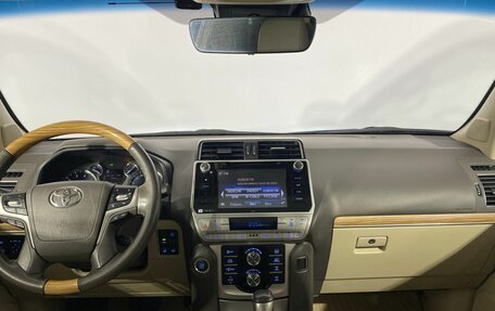 Toyota Land Cruiser Prado 150 рестайлинг 2, 2018 год, 5 500 000 рублей, 18 фотография