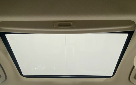 Toyota Land Cruiser Prado 150 рестайлинг 2, 2018 год, 5 500 000 рублей, 25 фотография