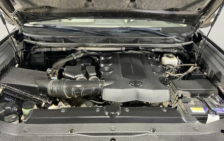 Toyota Land Cruiser Prado 150 рестайлинг 2, 2018 год, 5 500 000 рублей, 28 фотография