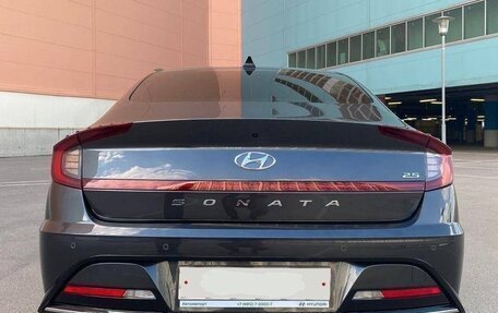 Hyundai Sonata VIII, 2021 год, 1 900 000 рублей, 3 фотография