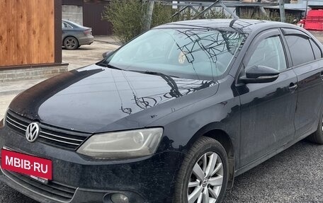 Volkswagen Jetta VI, 2013 год, 930 000 рублей, 10 фотография