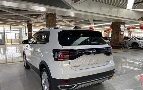 Volkswagen T-Cross I, 2023 год, 1 485 000 рублей, 6 фотография