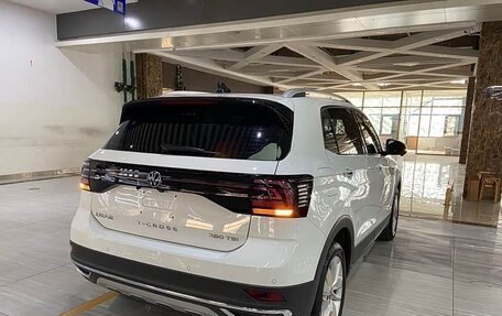 Volkswagen T-Cross I, 2023 год, 1 485 000 рублей, 8 фотография