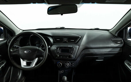 KIA Rio III рестайлинг, 2013 год, 899 777 рублей, 13 фотография
