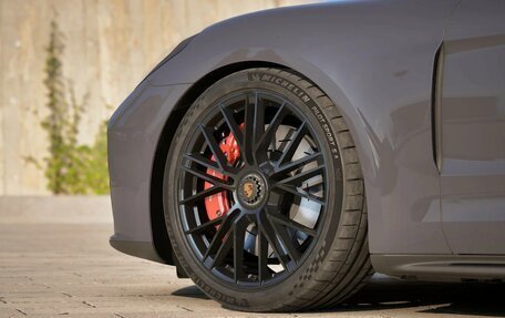 Porsche Panamera, 2025 год, 30 138 044 рублей, 6 фотография