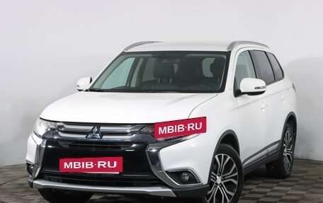 Mitsubishi Outlander III рестайлинг 3, 2017 год, 1 949 585 рублей, 2 фотография