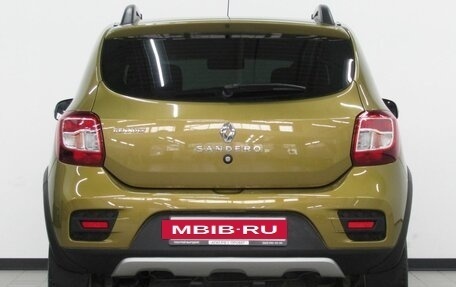 Renault Sandero II рестайлинг, 2015 год, 990 000 рублей, 4 фотография