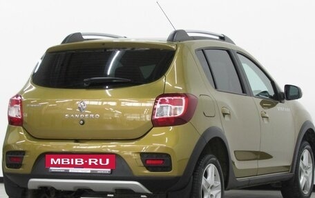 Renault Sandero II рестайлинг, 2015 год, 990 000 рублей, 5 фотография