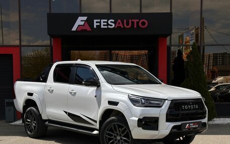 Toyota Hilux VIII, 2023 год, 6 650 000 рублей, 3 фотография