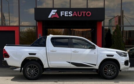 Toyota Hilux VIII, 2023 год, 6 650 000 рублей, 4 фотография